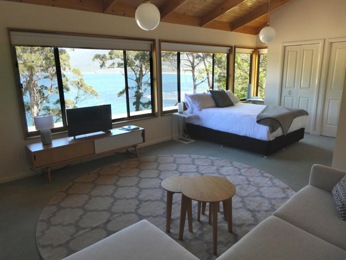 Osprey Lodge & Bungalow Eaglehawk Neck Exterior photo