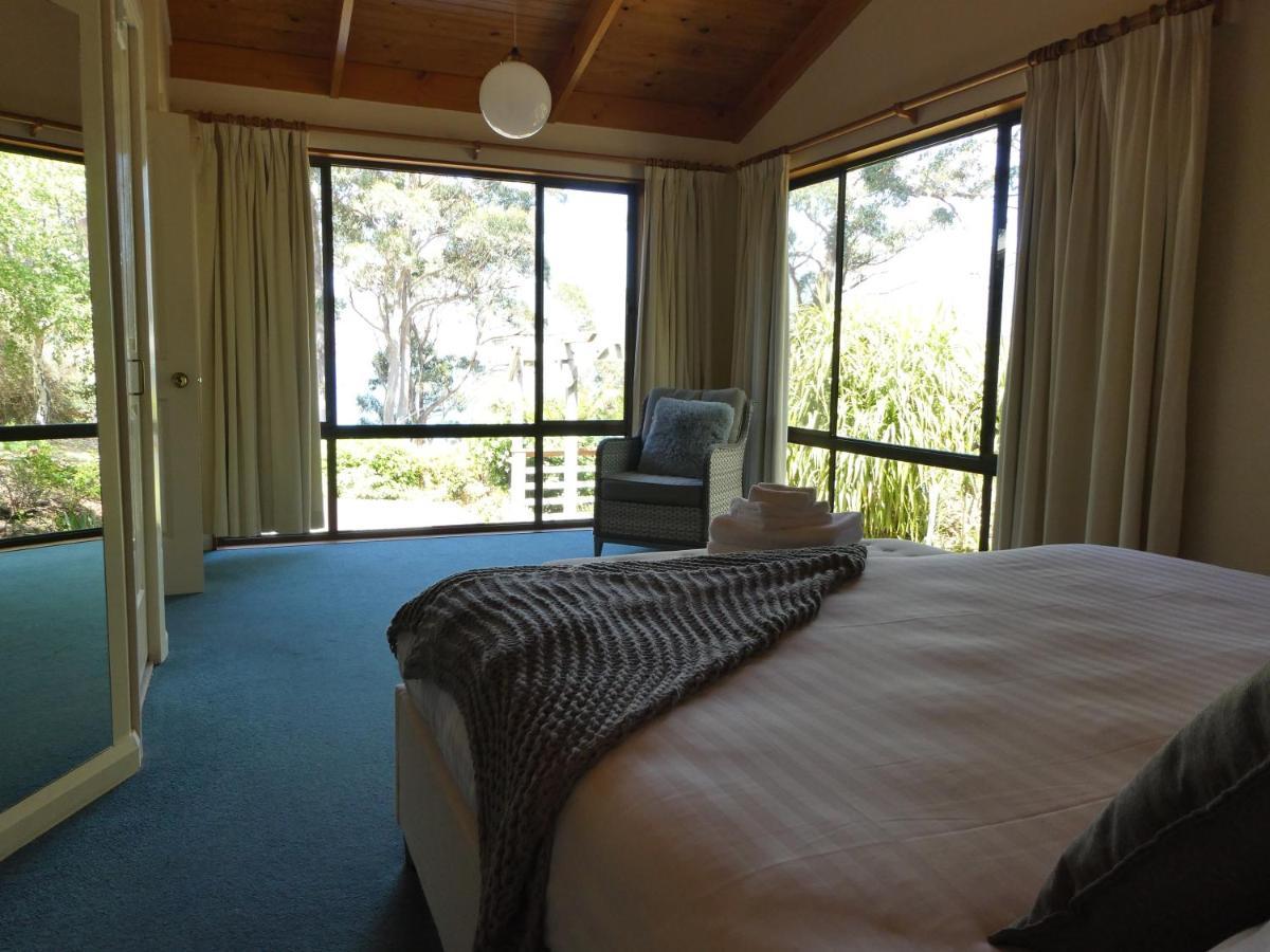 Osprey Lodge & Bungalow Eaglehawk Neck Exterior photo